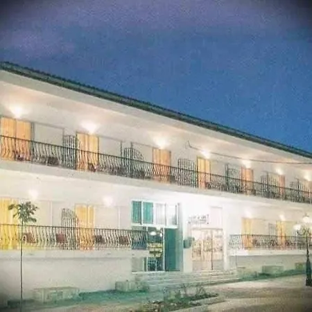 Elizabeth Aparthotel