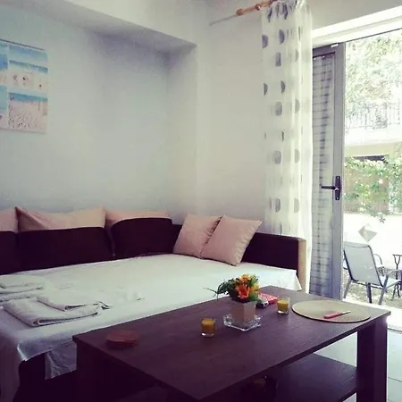 Elizabeth Aparthotel 2*