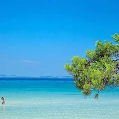 Ξενοδοχείο με διαμερίσματα ελισάβετ